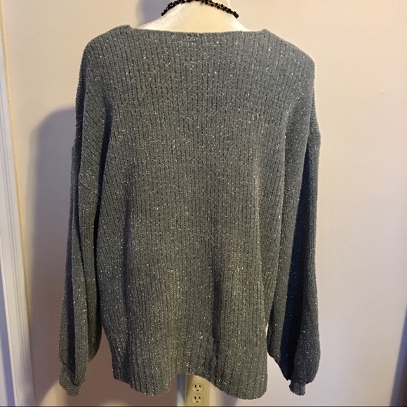 Nice gray silver sweater 0c size L - Picture 3 of 9